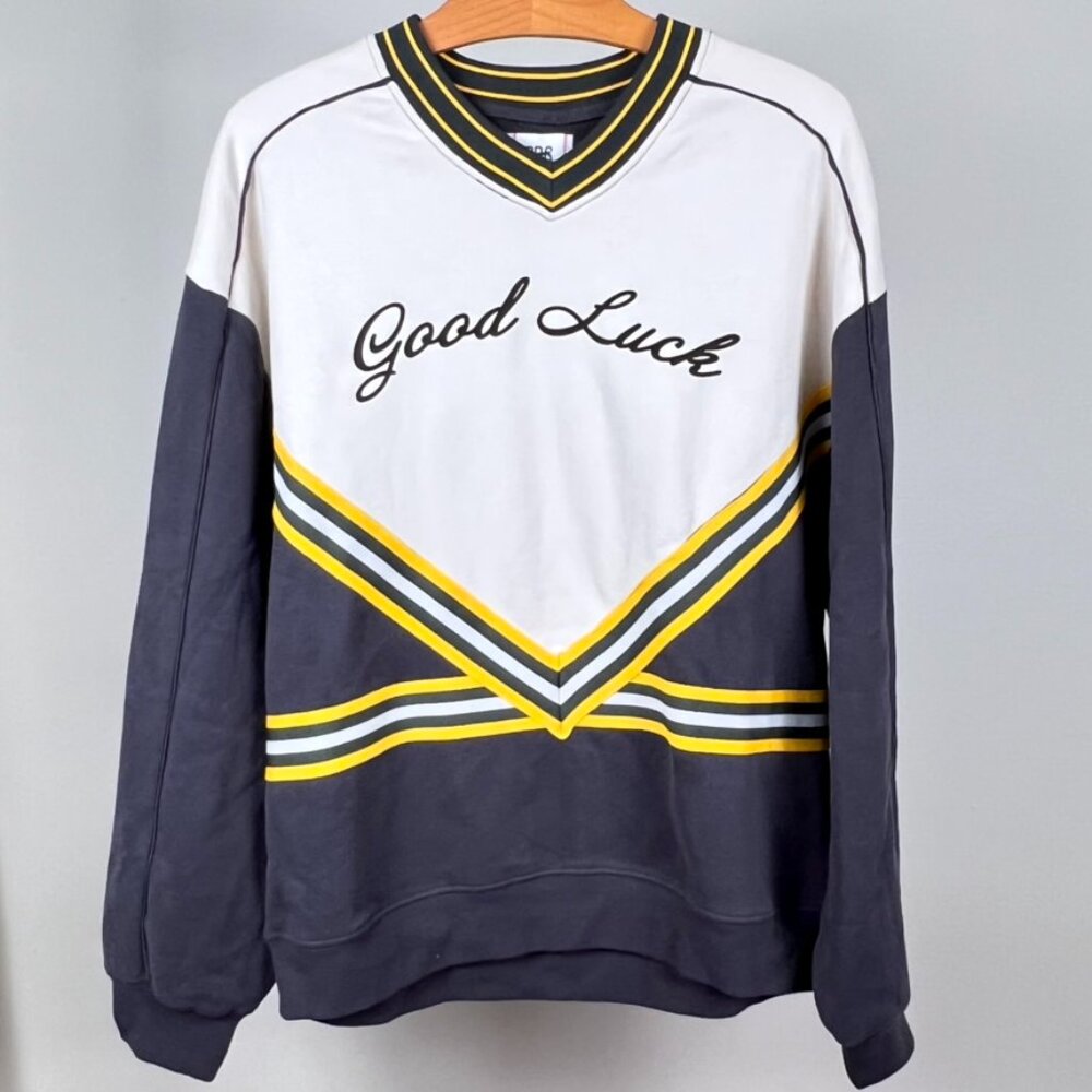 URBAN OUTFITTERS BDG Vinny Good Luck Graphic Oversized V-Neck Pullover. Size S